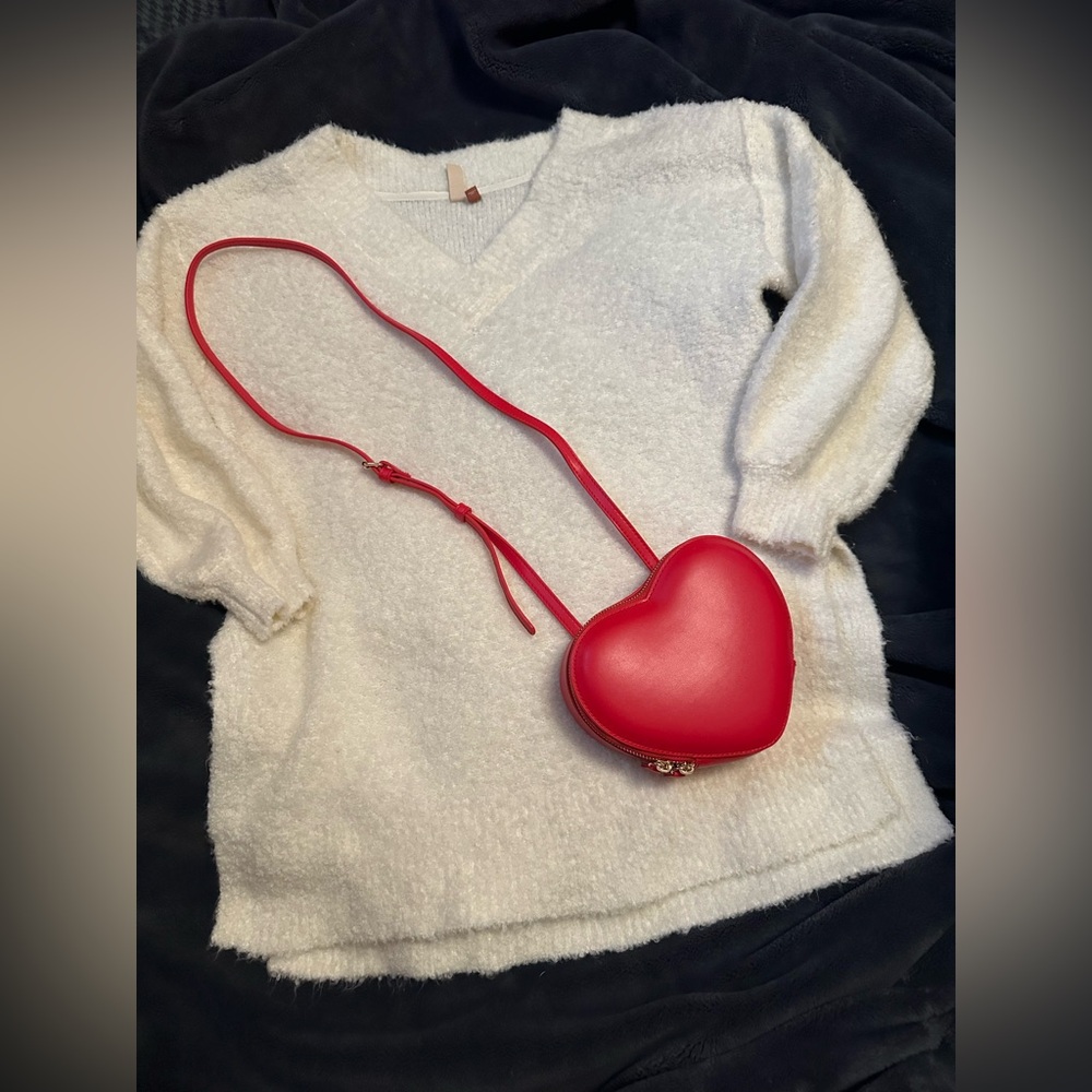 Anthropologie Cream V-Neck Sweater nwot size small oversize